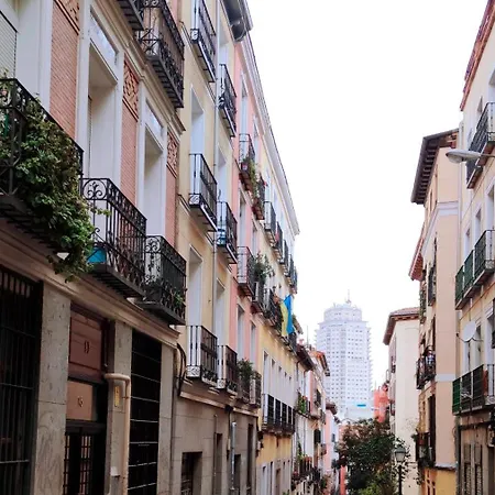 Corrala Con Estilo En Malasana Madrid Exterior photo