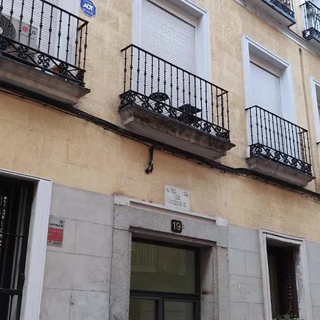 Corrala Con Estilo En Malasana Madrid Exterior photo